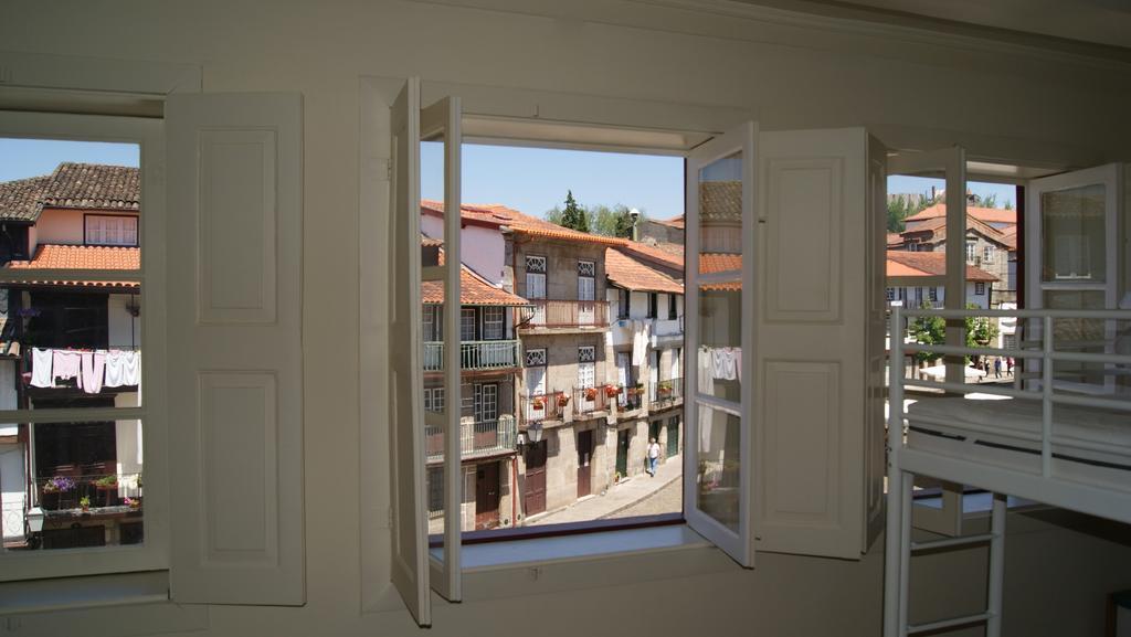 Santiago 31 Hostel ギマランイス 部屋 写真