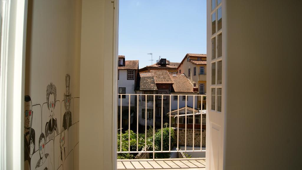 Santiago 31 Hostel ギマランイス 部屋 写真