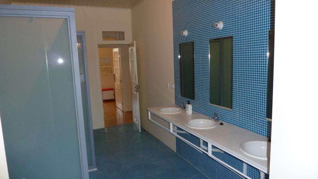 Santiago 31 Hostel ギマランイス エクステリア 写真