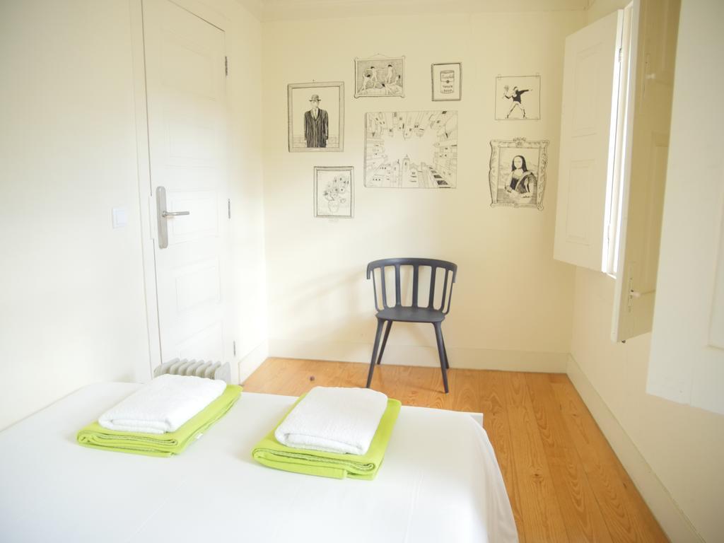 Santiago 31 Hostel ギマランイス エクステリア 写真