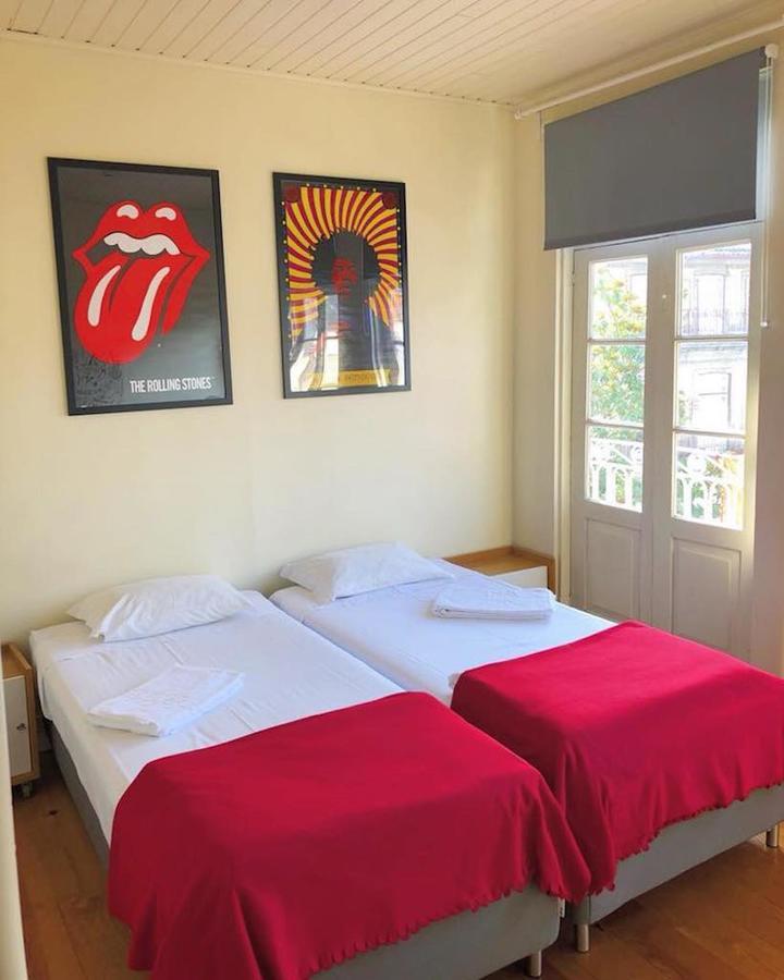 Santiago 31 Hostel ギマランイス エクステリア 写真
